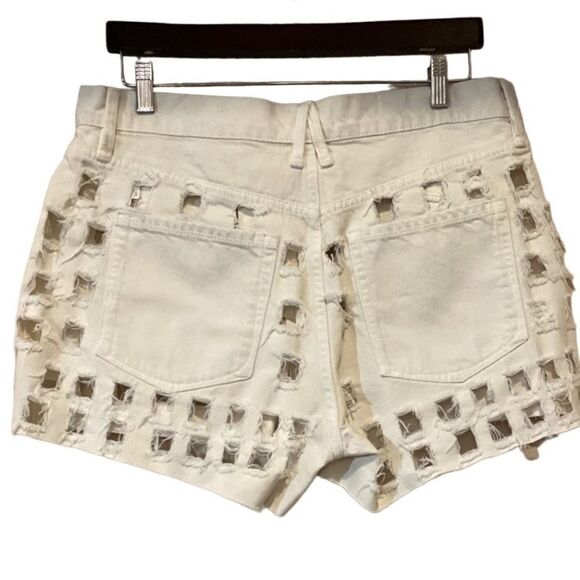 Good American High Waist Cream Shorts - Picture 5 of 12